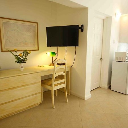 Cattleya Luxury Suites Kingston Kültér fotó